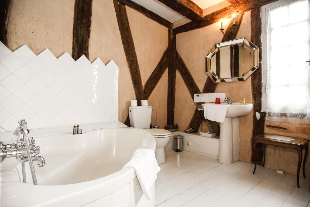 Villa La Roseraie Avec Acces Piscine Hotel La Roseraie Монтиняк Екстериор снимка